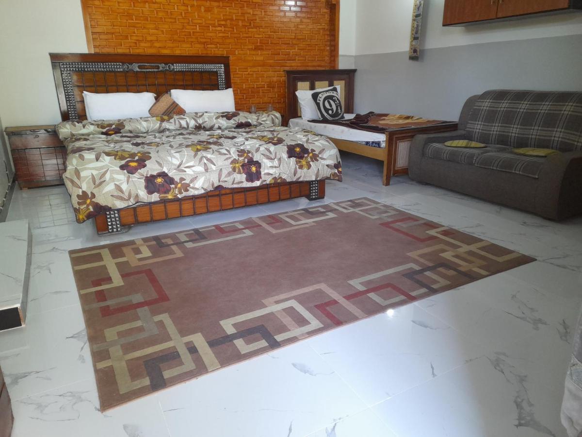 New City Lodges Guesthouse Ισλαμαμπάντ Εξωτερικό φωτογραφία