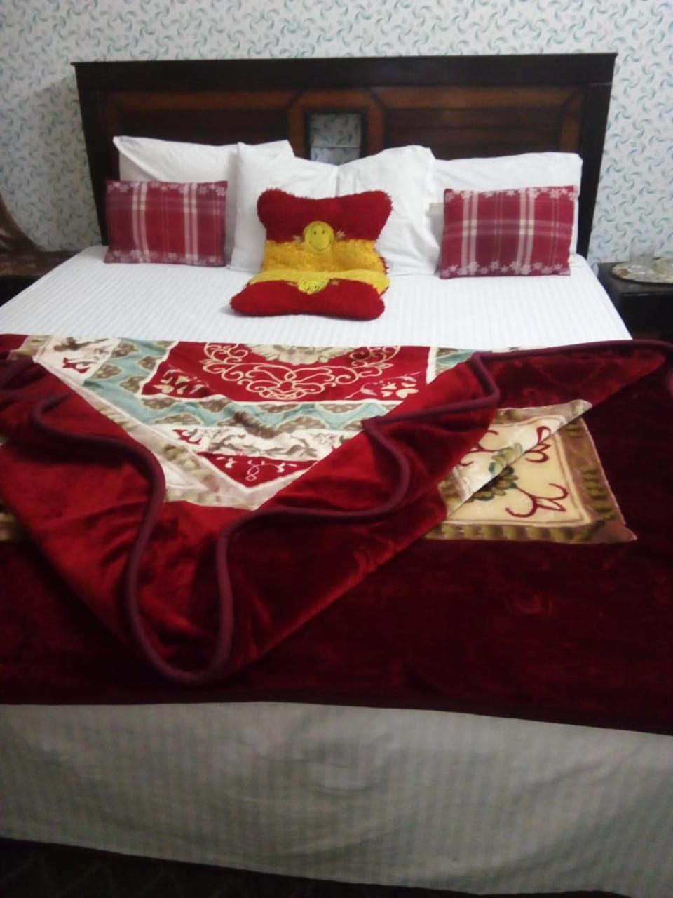 New City Lodges Guesthouse Ισλαμαμπάντ Δωμάτιο φωτογραφία